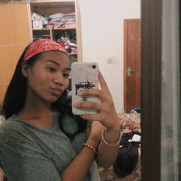 Profile Picture of Janelle Balecha (@janellebalecha) on Poshmark
