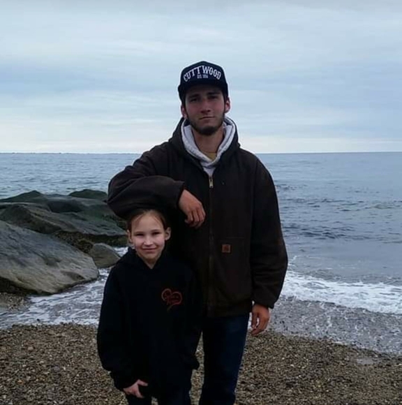 Profile Picture of Renee Morrissette poreda (@mrsreneep) on Poshmark