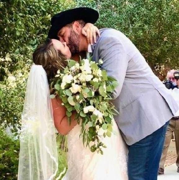 Nicole Graykowski - Poshmark Profile Picture of Nicole Graykowski (@ngraykowski) on Poshmark