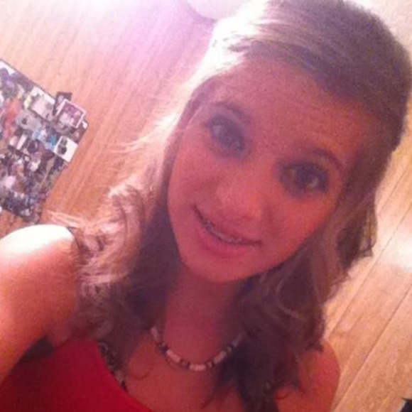 Profile Picture of Brittney Trosclair (@britt990) on Poshmark