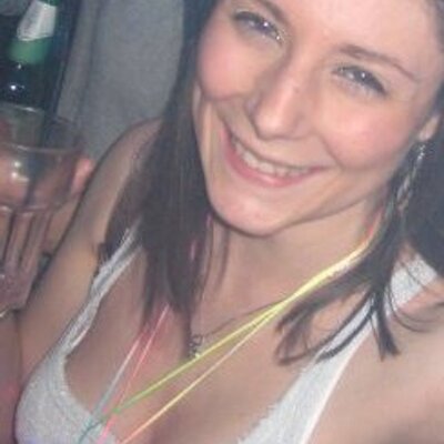 Profile Picture of Lucy Richardson (@LucyHicks1) on Twitter