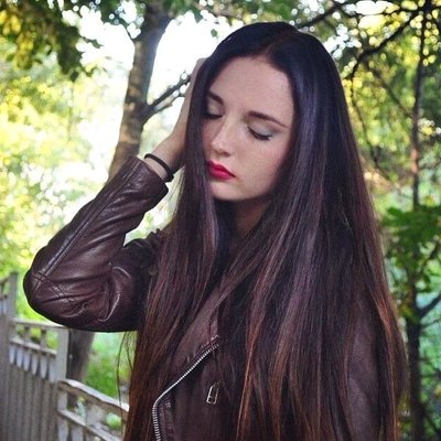 Profile Picture of Madeleine Parr (@poppbe) on Twitter
