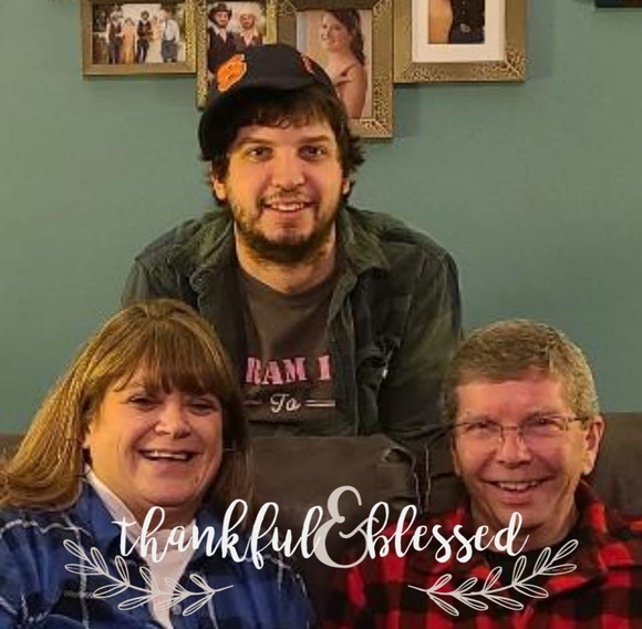 Profile Picture of Lorena Gardner (@lorena_gardner) on Poshmark