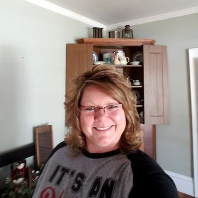 Profile Picture of Penny Wallace (@Wallace_ELA) on Twitter