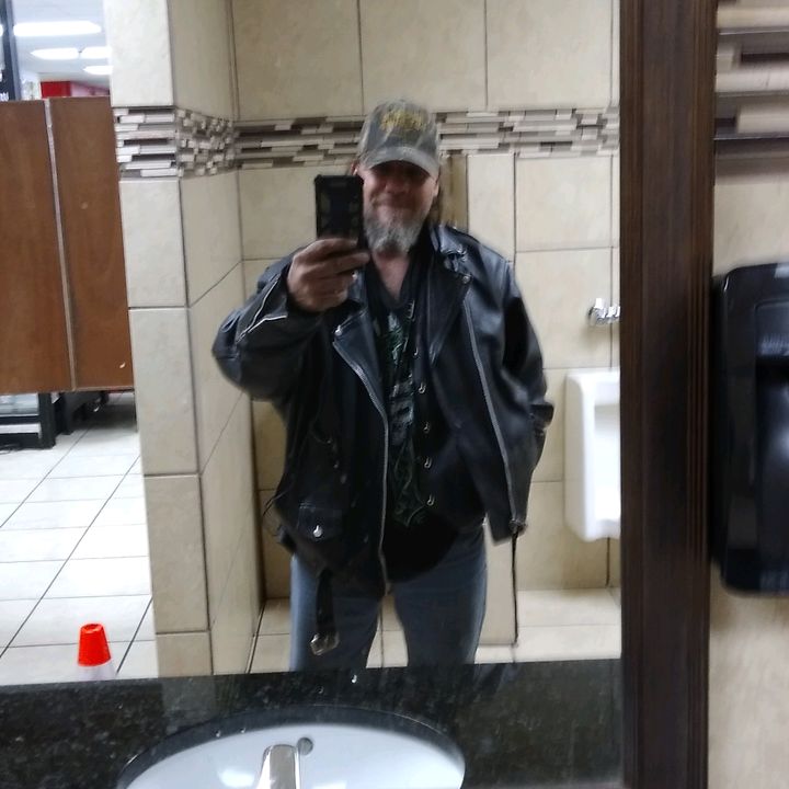 Profile Picture of Rowdy Harley Rowden (@larryrowden) on Tiktok