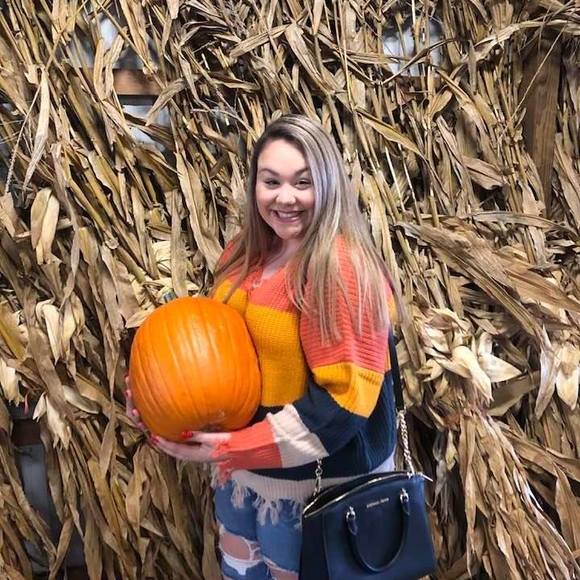 Profile Picture of Brent Hettenbach (@brent47601) on Poshmark