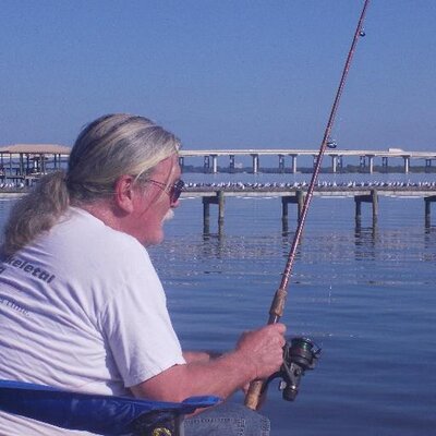Profile Picture of Robert Enlow (@renlow49) on Twitter