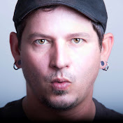 Profile Picture of Chuck Edwards (@ChuckEdwardsHair) on Youtube
