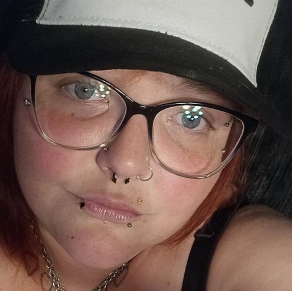 Profile Picture of Shannon Marshall (@gingerdaddy69) on Poshmark