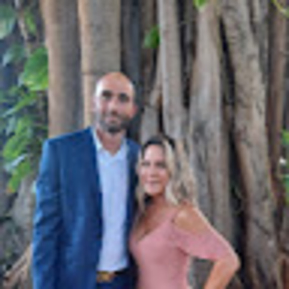 Profile Picture of Donna Parady (@donnaparady123) on Poshmark