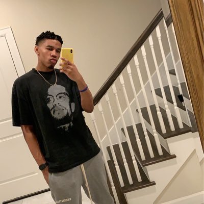 Profile Picture of Kalil Thomas (@32kalil) on Twitter