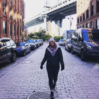 Profile Picture of Ellie Simmons (@eleanorsimmons) on Instagram