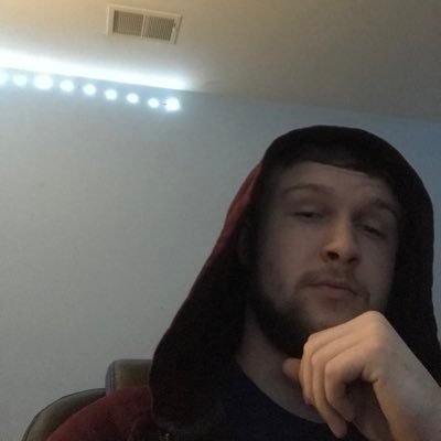 Profile Picture of Bowling (@ZackB1999) on Twitter