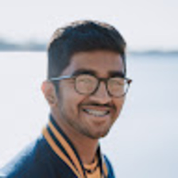 Profile Picture of Evan Kanetkar (@evankanetkar) on Poshmark