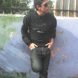 Profile Picture of Gerald Molina (@brokenxsick) on Myspace