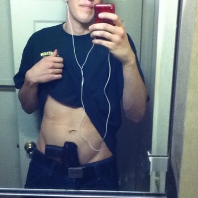 Profile Picture of Joe Spino Connolly (@JoeSpino1988) on Twitter