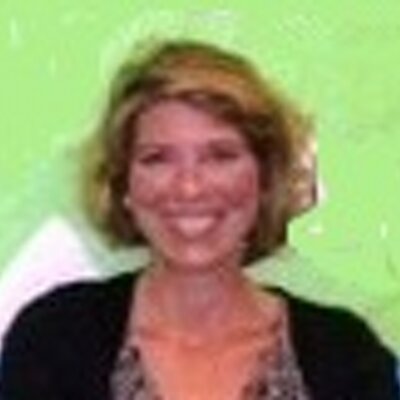 Profile Picture of Lara Kessler (@LWalkerKessler) on Twitter