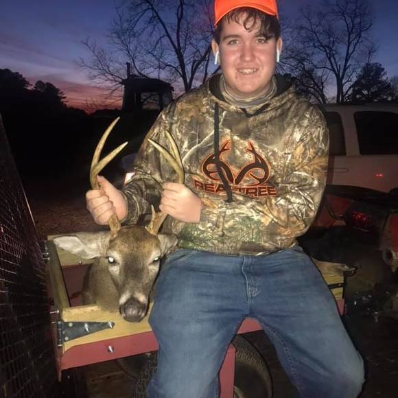 Angela Bedwell - Poshmark Profile Picture of Angela Bedwell (@angelabedwell) on Poshmark