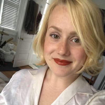 Profile Picture of Julia Louise Collins (@julial_collins) on Twitter