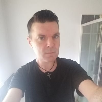 Profile Picture of Graeme Robb (@grobb73) on Twitter
