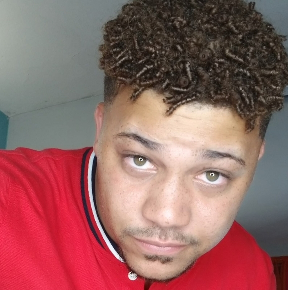 Profile Picture of Johan manuel Jimenez alcantara (@joanmja) on Poshmark