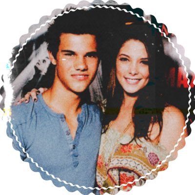 Profile Picture of Jacob Black (@FireWithIce1) on Twitter