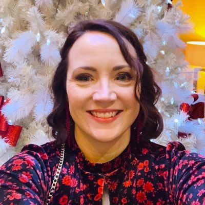 Profile Picture of Jo Owens-Crook (@OwensCrook) on Twitter
