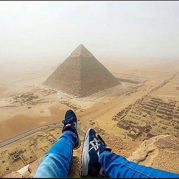 Profile Picture of Bebo Bebo (@bebo243) on Poshmark