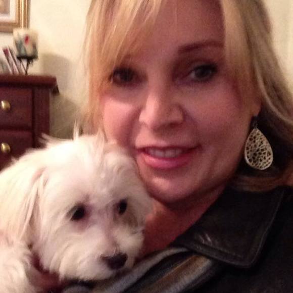 Profile Picture of Karen Sherrod (@ksherrod60) on Poshmark