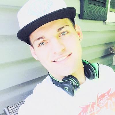 Profile Picture of Jesse Mcclure (@jessemcclure6) on Twitter