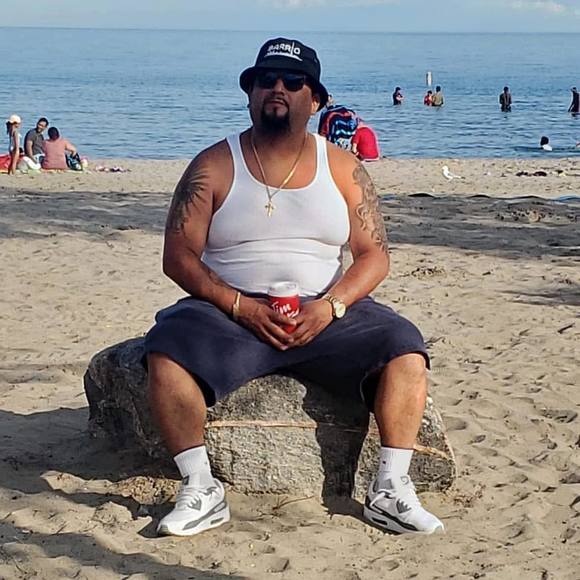 Profile Picture of Byron Alvarez (@byronalvarez799) on Poshmark