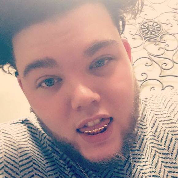 Profile Picture of Justin Cauley (@greenmoney14) on Poshmark