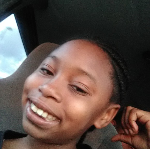 Profile Picture of Dajaria Reinhardt (@dajariar) on Poshmark