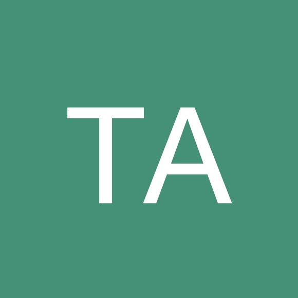 Profile Picture of Tina Andersen (@tander9078) on Poshmark