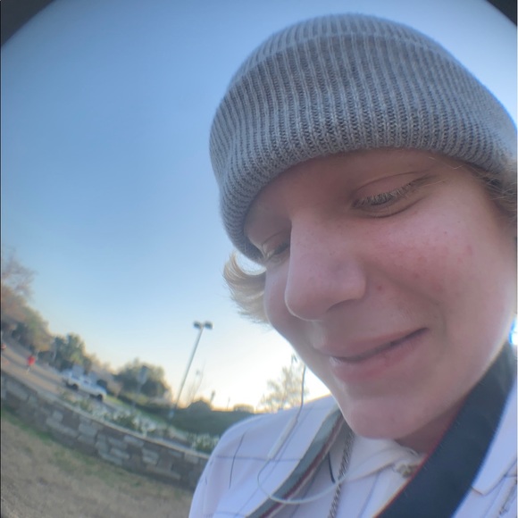 Profile Picture of Danny Chacon (@dannychacon32) on Poshmark