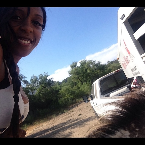 Profile Picture of Shauni Garrett (@shauniis220) on Poshmark