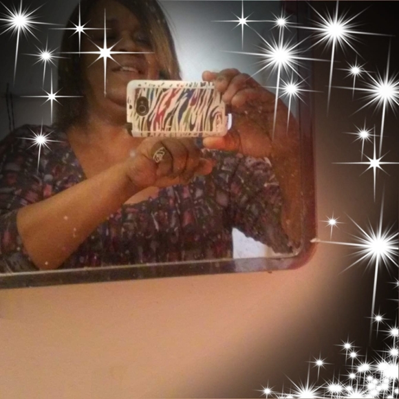 Profile Picture of Jackie Sigmon (@jackiesigmon) on Poshmark