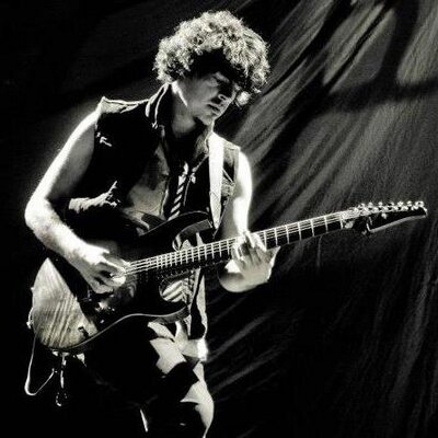 Profile Picture of Cody Davis (@CodyDavisGuitar) on Twitter