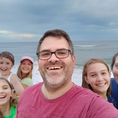 Profile Picture of Robert Howell (@rth314) on Twitter