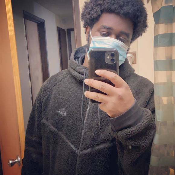 Profile Picture of Dorshawn Suttle (@bherbo4) on Poshmark