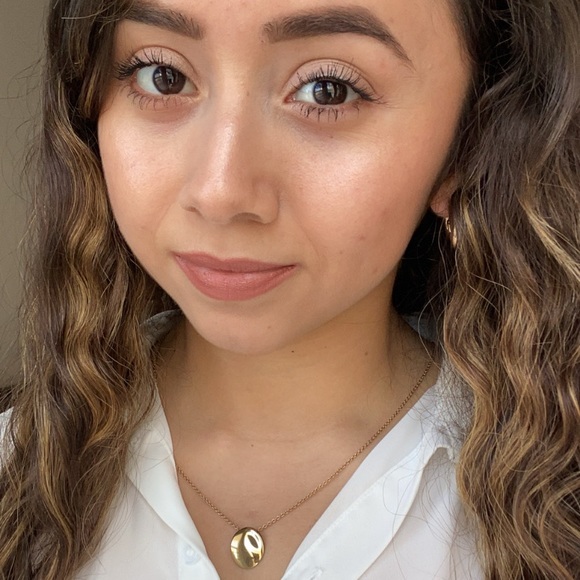 Profile Picture of Iris Lemus (@irislemus) on Poshmark
