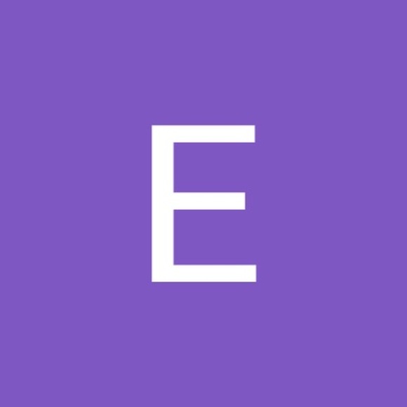 Profile Picture of Edilaine crystina Crystina (@ecrystina) on Poshmark