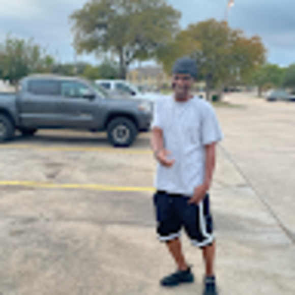 Profile Picture of Cedric Holliday (@cedricholliday) on Poshmark