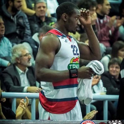 Profile Picture of David Haughton  (@royal_Airness) on Twitter