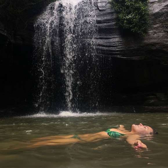 Cassidy Gretzinger - Poshmark Profile Picture of Cassidy Gretzinger (@crazycassie45) on Poshmark