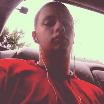 Profile Picture of Phillip Sharman (@PHILLAAAYYYY) on Twitter