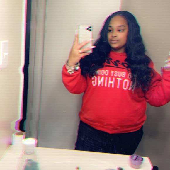Profile Picture of Jasmine Jeter (@itsjasminej) on Poshmark