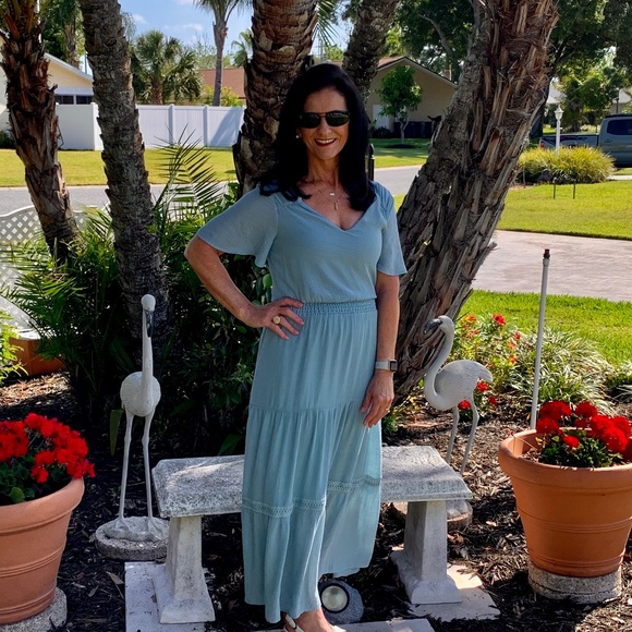 Profile Picture of Cynthia Moricz (@emmajanelevi) on Poshmark
