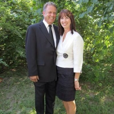 Profile Picture of Jan Gillespie (@zawokuramewy) on Twitter