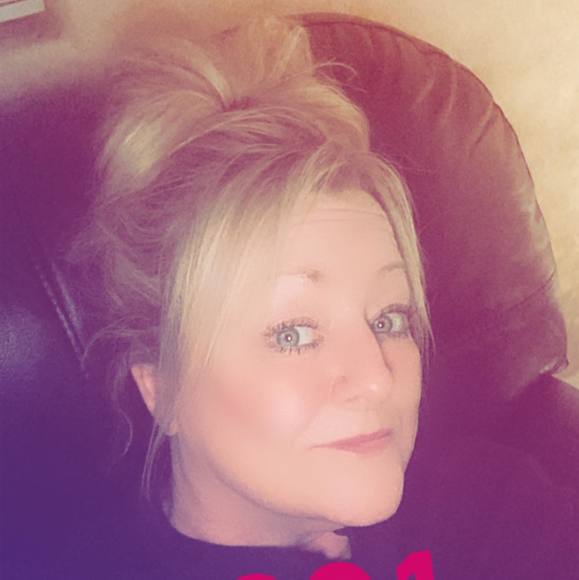 Profile Picture of Sarah Morton cronk (@scronk1) on Poshmark